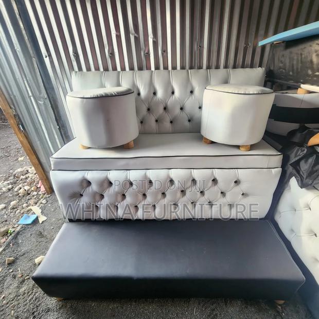 Plain White Pedicure Seat - main view