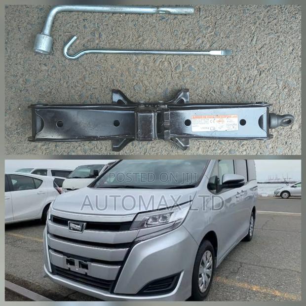Toyota Noah,Voxy,Esquire Yr2014+ Scissors Jack,Handle,Spanner