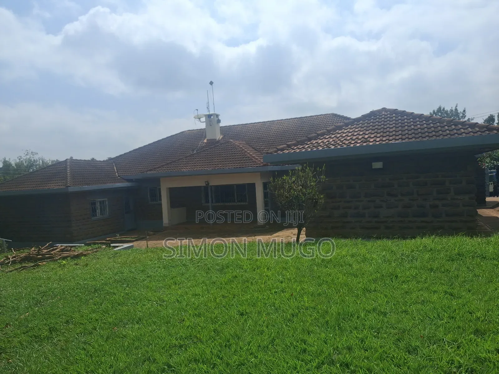 5bdrm Bungalow in Runda for rent