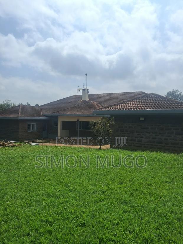 5bdrm Bungalow in Runda for rent - thumbnail 7