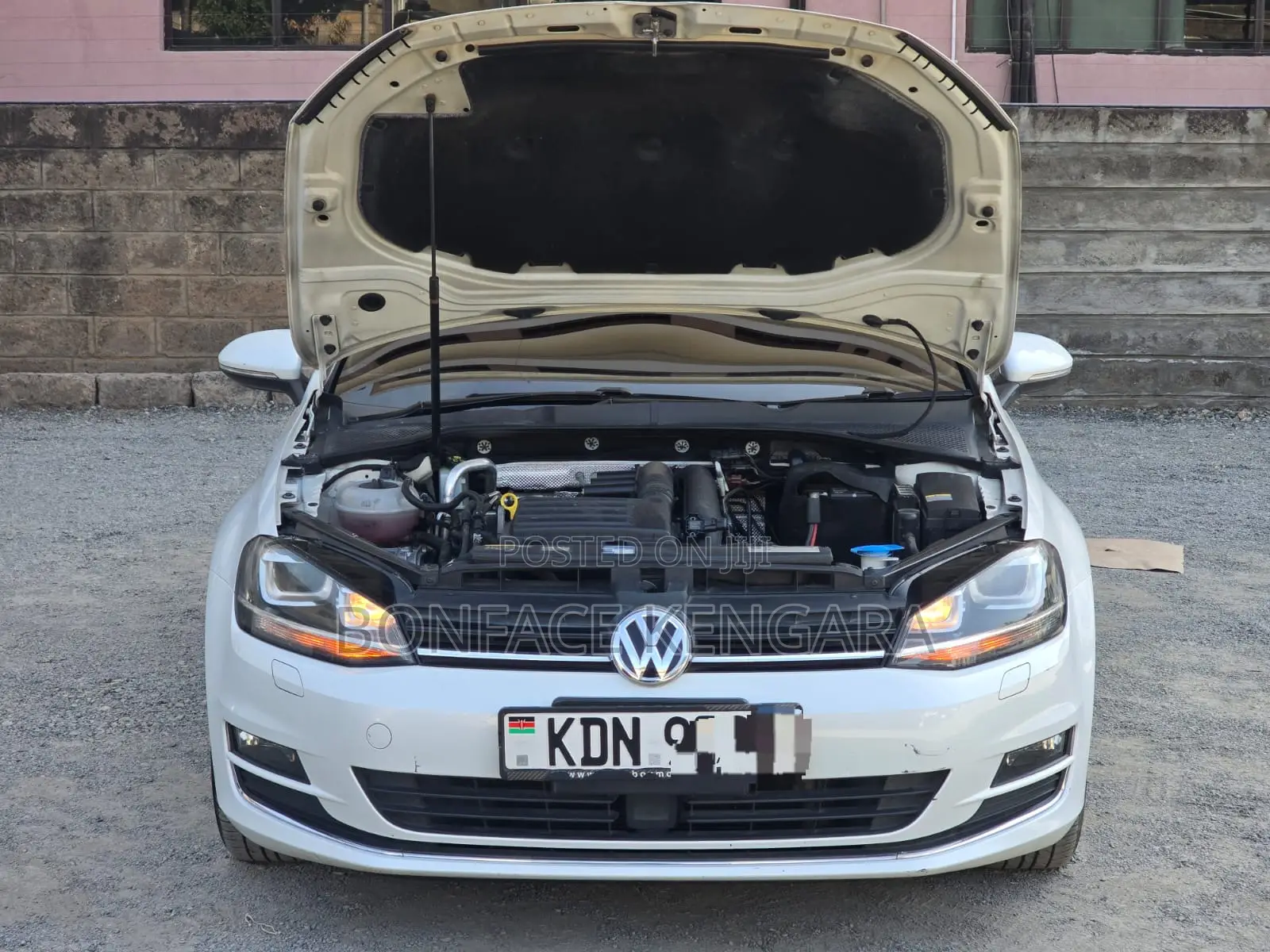 Volkswagen Golf 2016 White