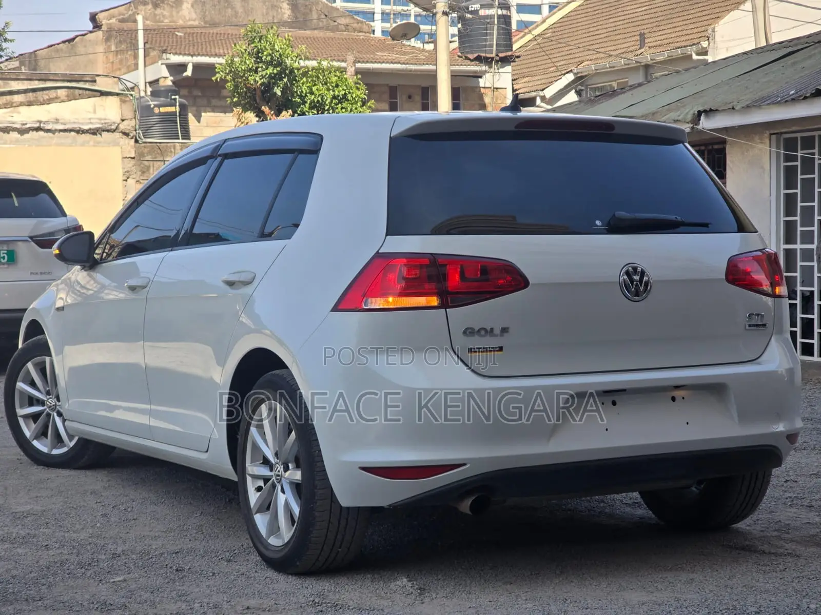 Volkswagen Golf 2016 White
