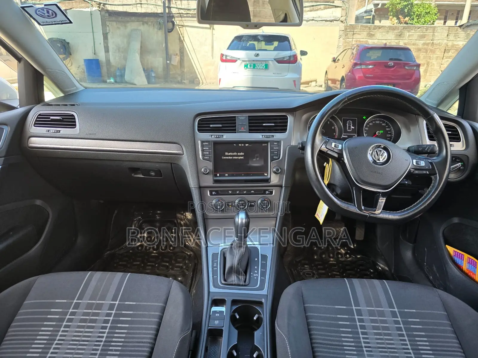 Volkswagen Golf 2016 White