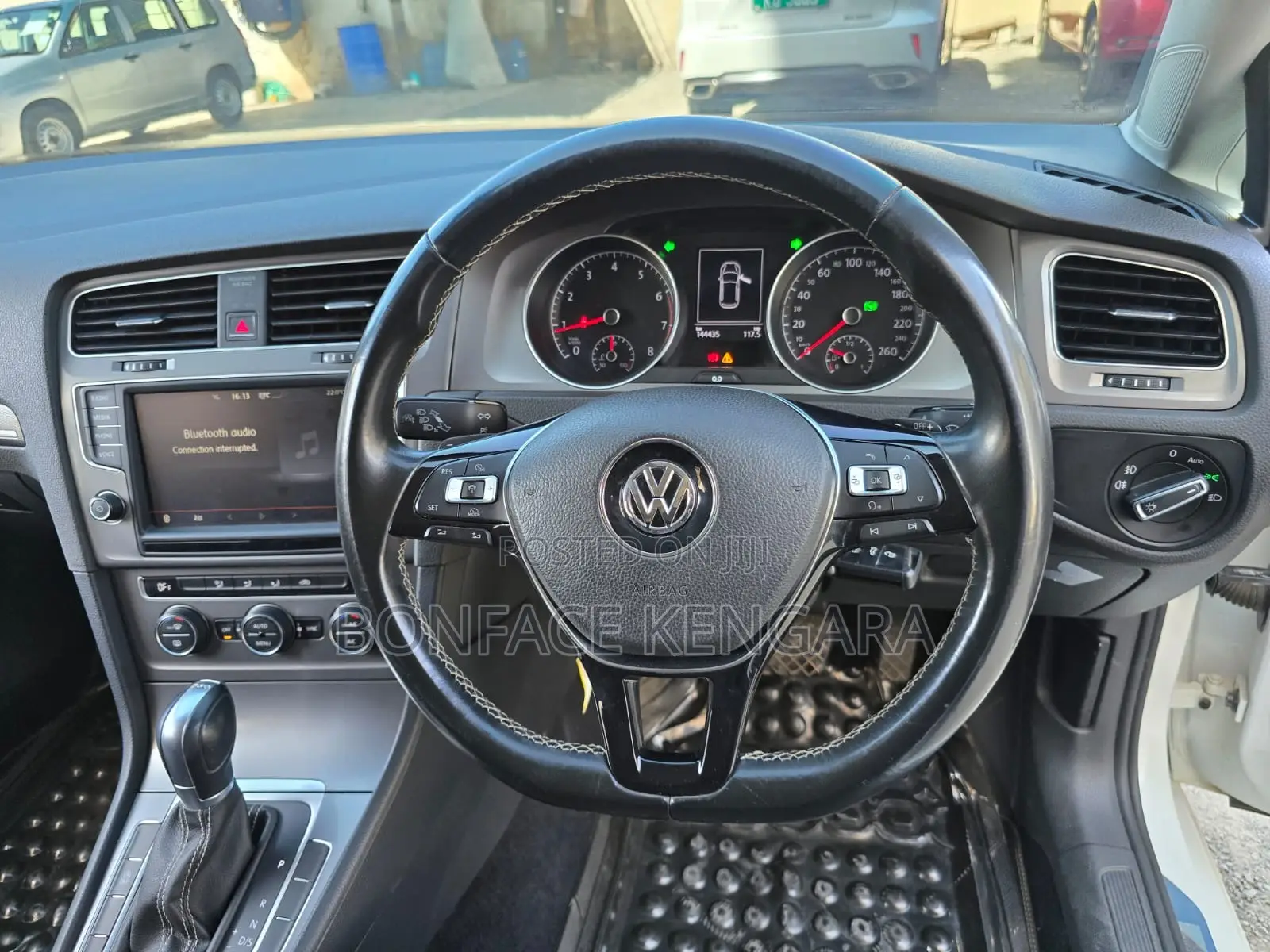 Volkswagen Golf 2016 White