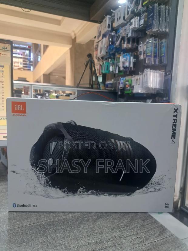 JBL Extrm 4 Bluetooth Speaker - main view
