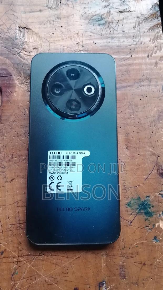 Tecno Spark 30C 128 GB Blue - thumbnail 3