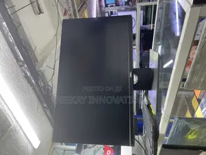 Dell 24” Frameless FHD