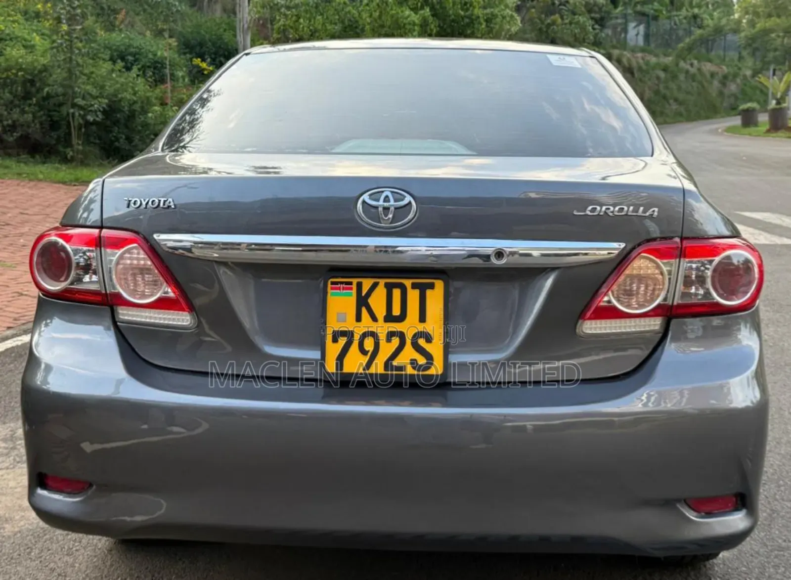 Toyota Corolla 2012 Gray