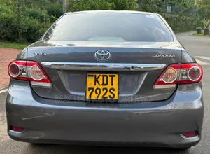 Toyota Corolla 2012 Gray