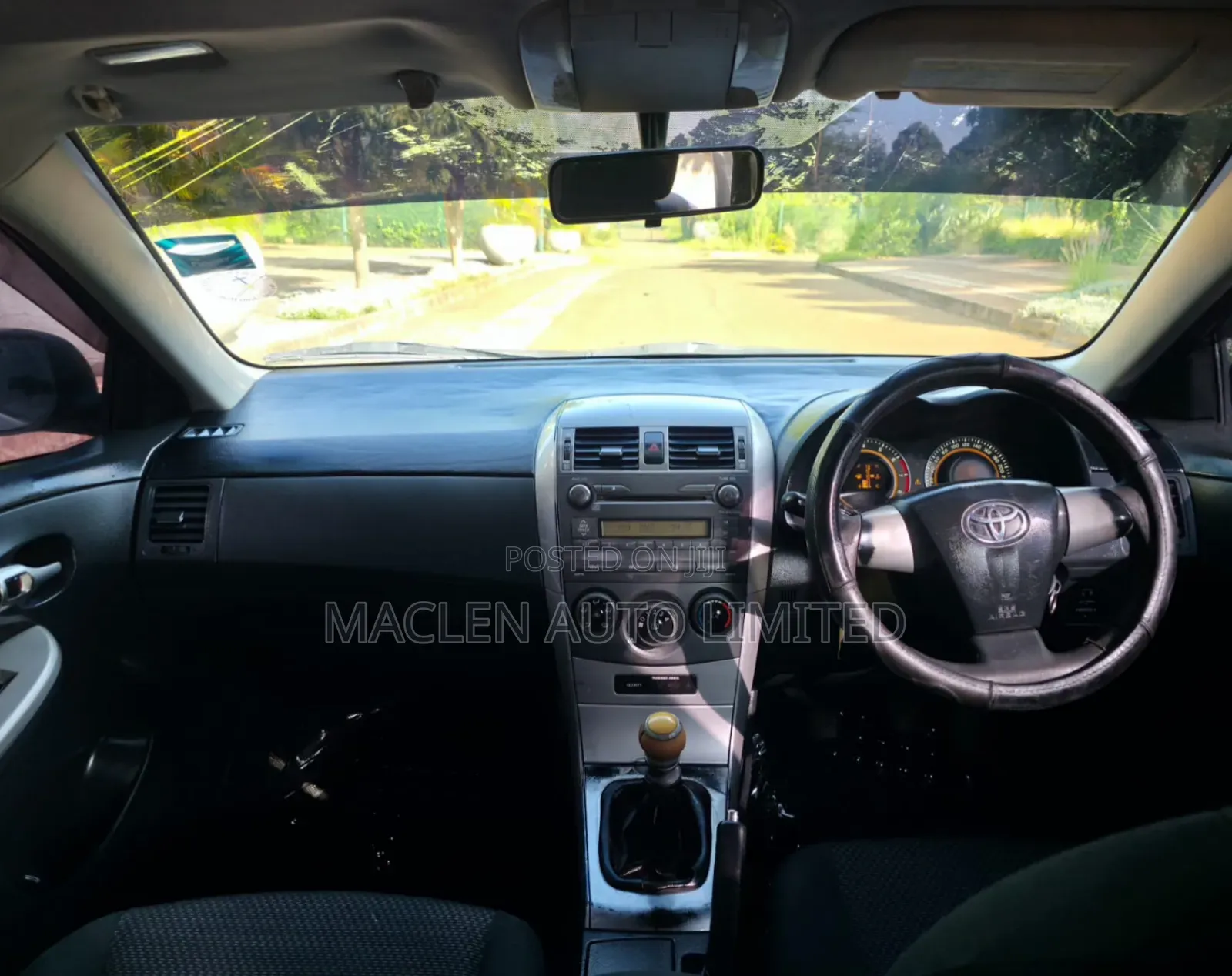 Toyota Corolla 2012 Gray