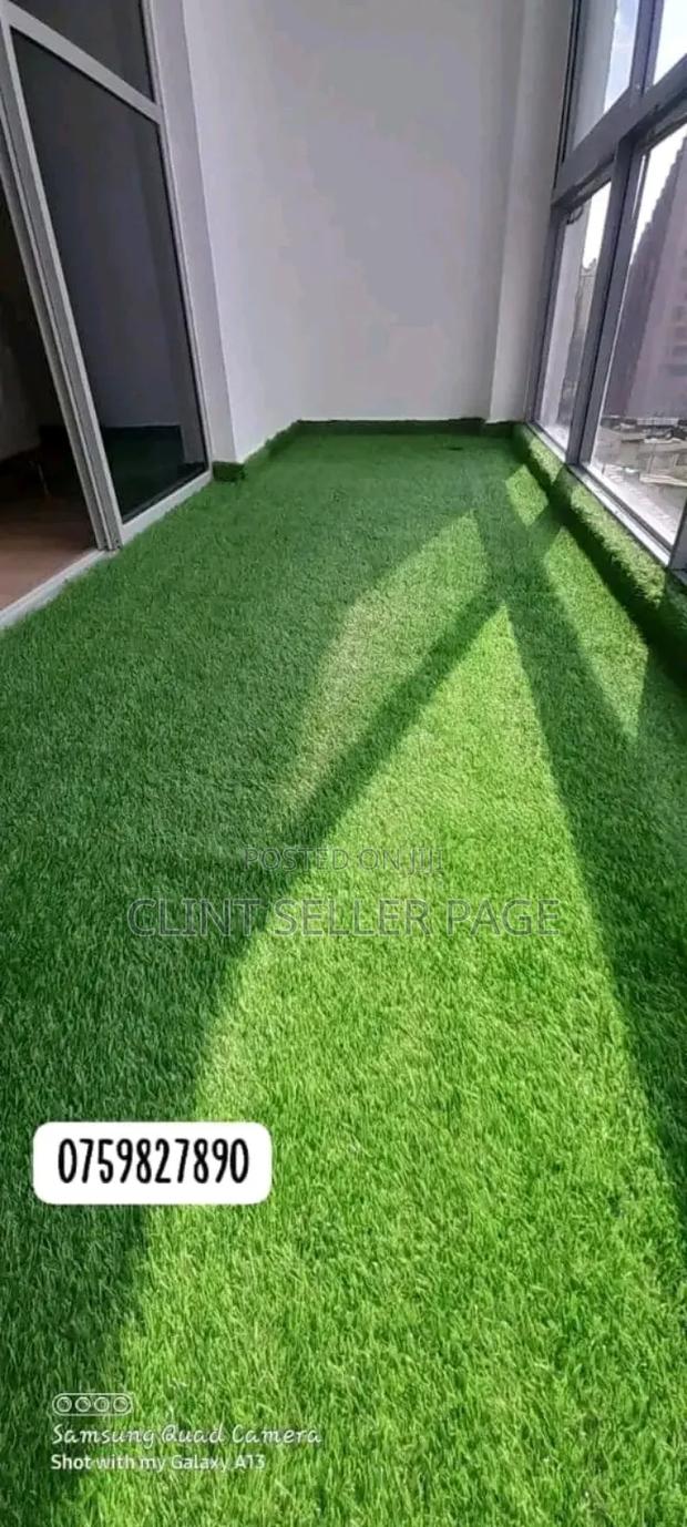 Green Artificial Grass Available - thumbnail 2
