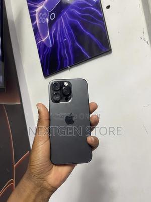 Apple iPhone 14 Pro 128 GB Gray - main view