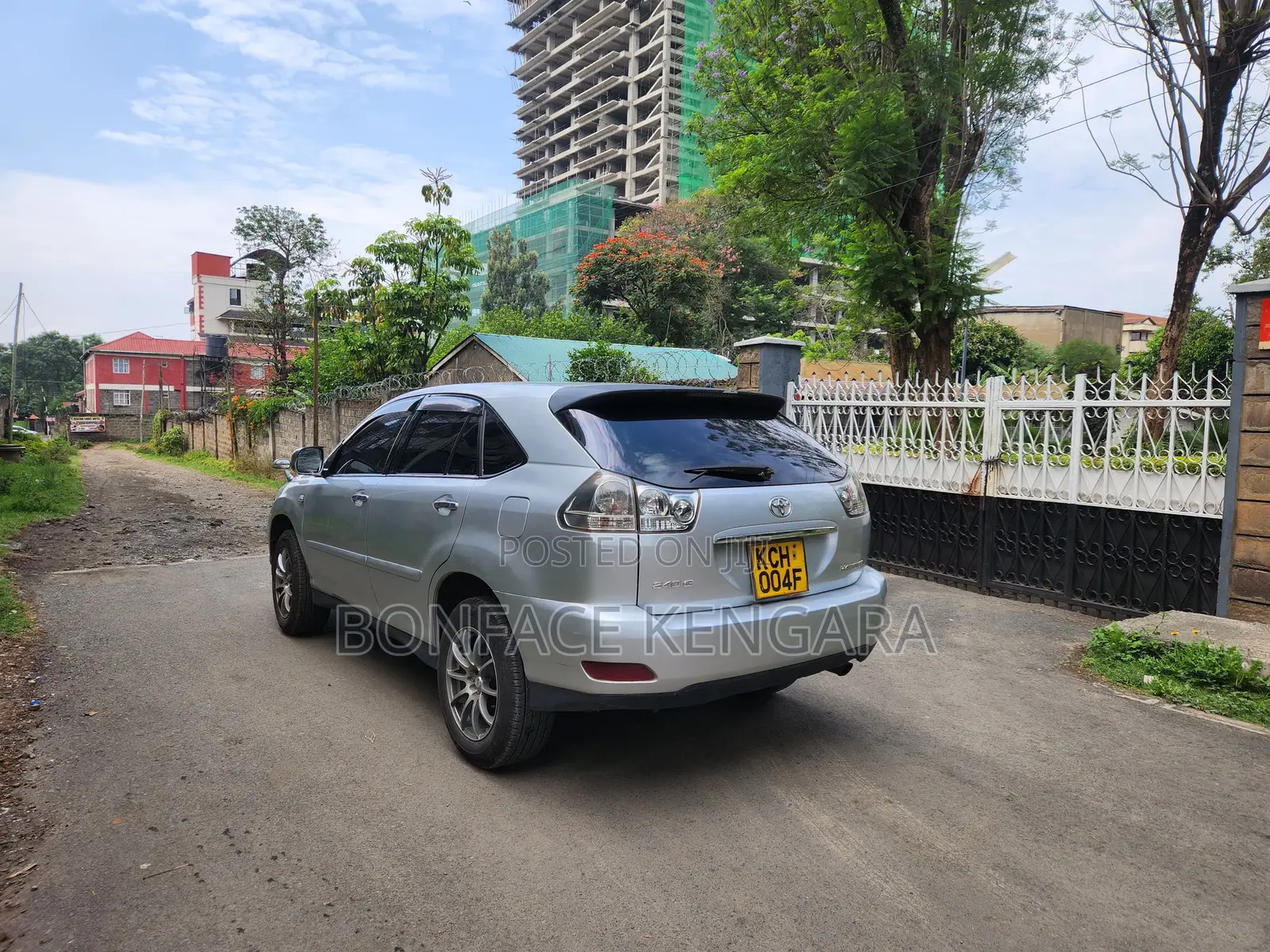 Toyota Harrier 2.4 2010 Silver