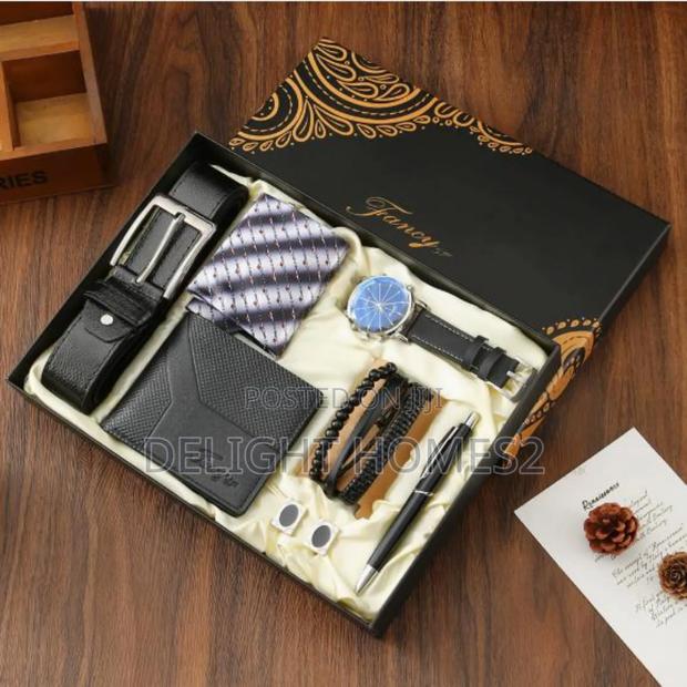 Executive 8 in 1 Men Gift Set_zaw - thumbnail 3