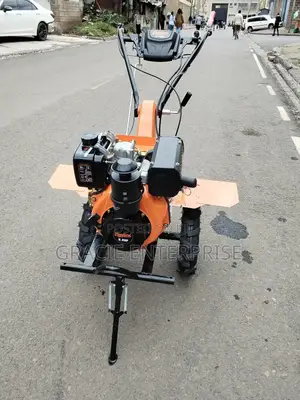 Walk Behind Tractor/ Power Tiller