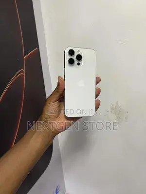Apple iPhone 15 Pro Max 256 GB White
