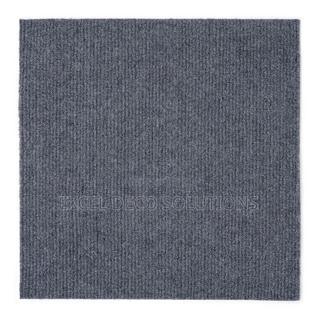 Carpet Tiles Best for Office Interio - main view