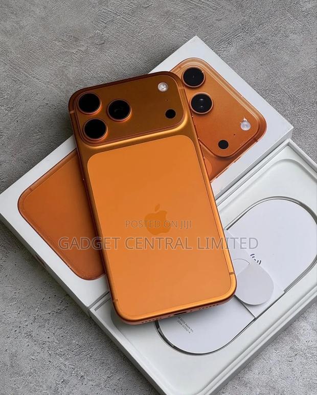 New Apple iPhone 17 Pro 256 GB Orange