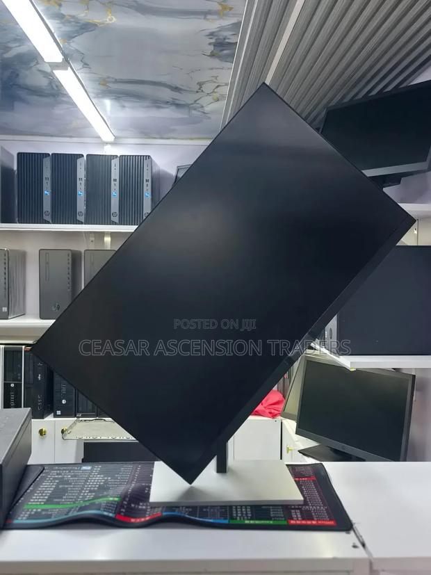 Hp E27 G5 Monitor - main view