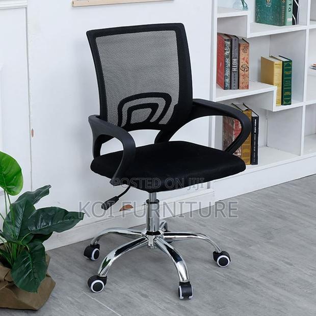 Office Chair; Mesh Fabric Swivel Office Clerical Chair - thumbnail 2