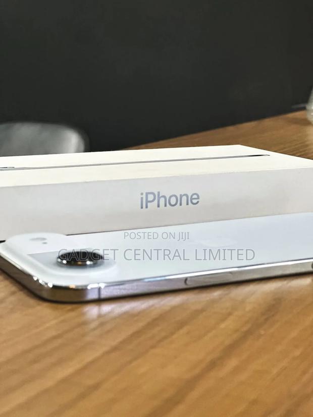 New Apple iPhone Air 256 GB White - thumbnail 2