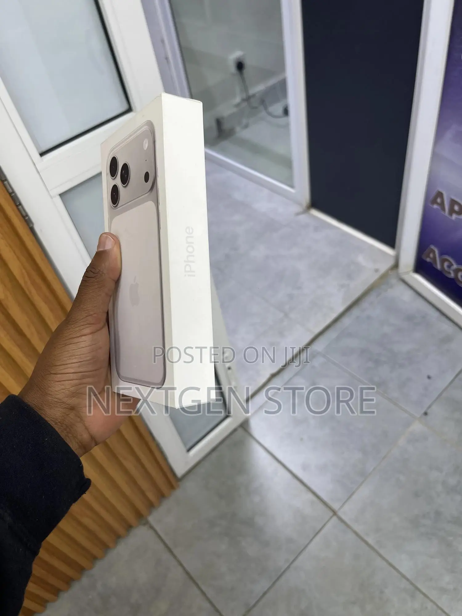 New Apple iPhone 17 Pro 256 GB White
