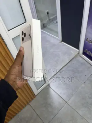 New Apple iPhone 17 Pro 256 GB White