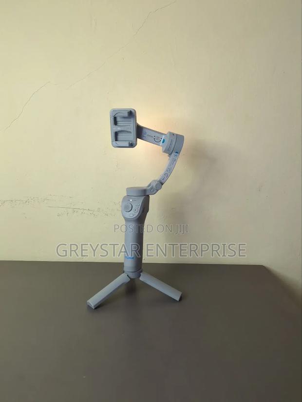 Foldable Mobile Phone Gimbal Stabilizer Rechargable 3 Axis and Tripod