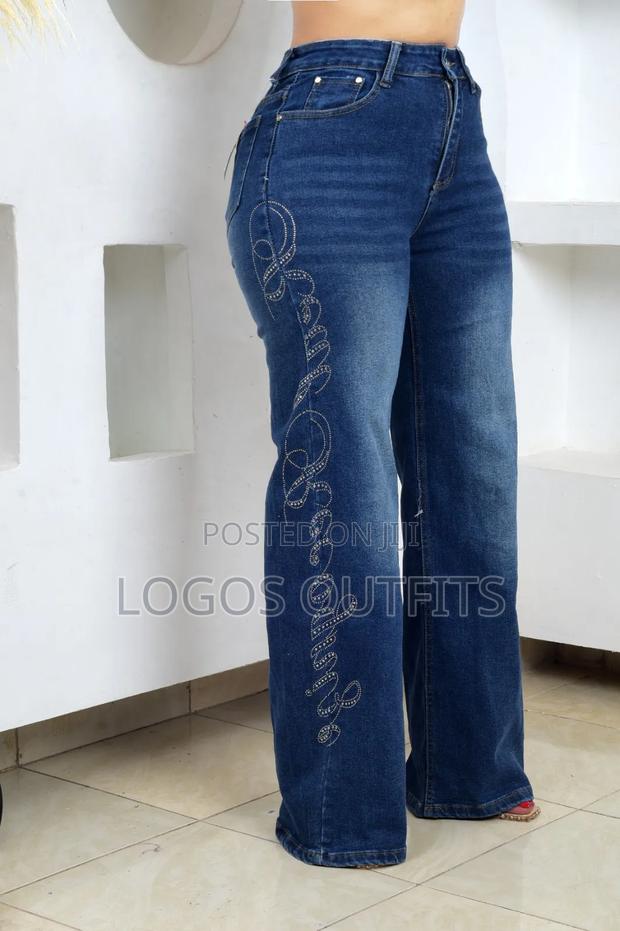 Top Quality Ladies Jeans - thumbnail 3