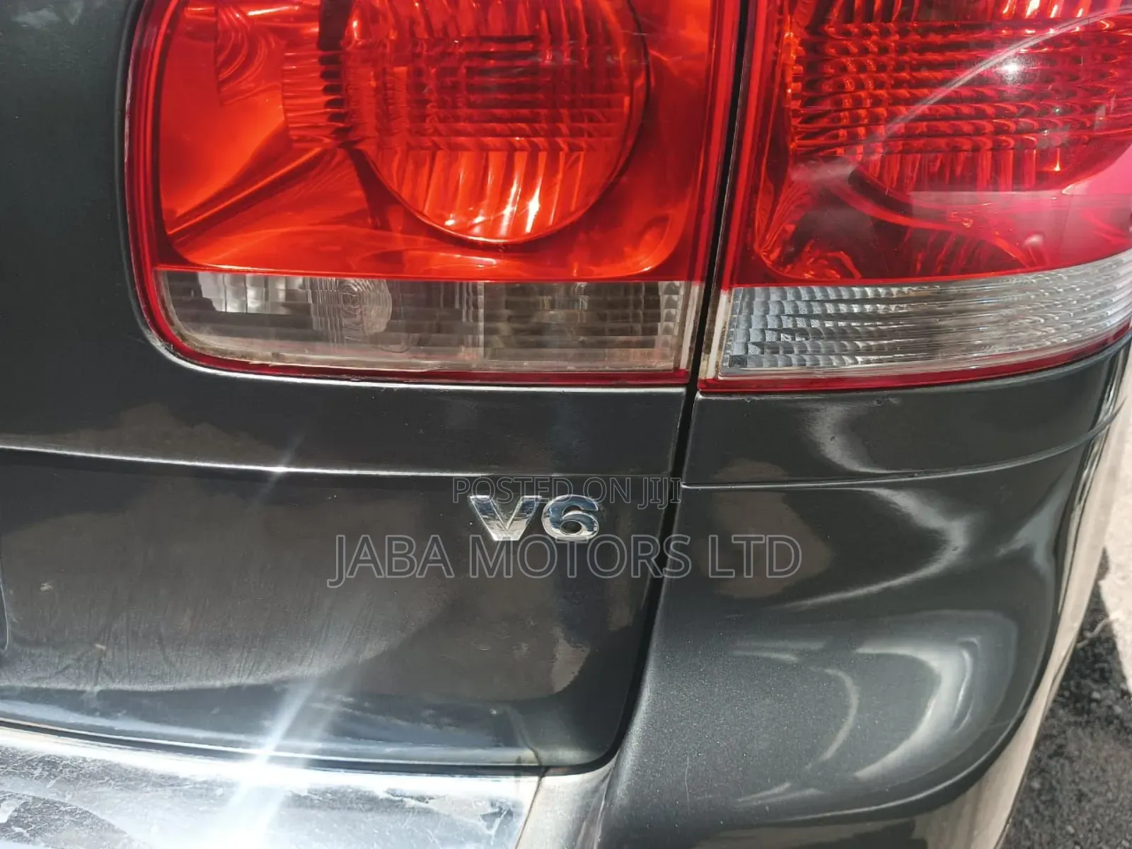 Volkswagen Touareg 2004 Gray