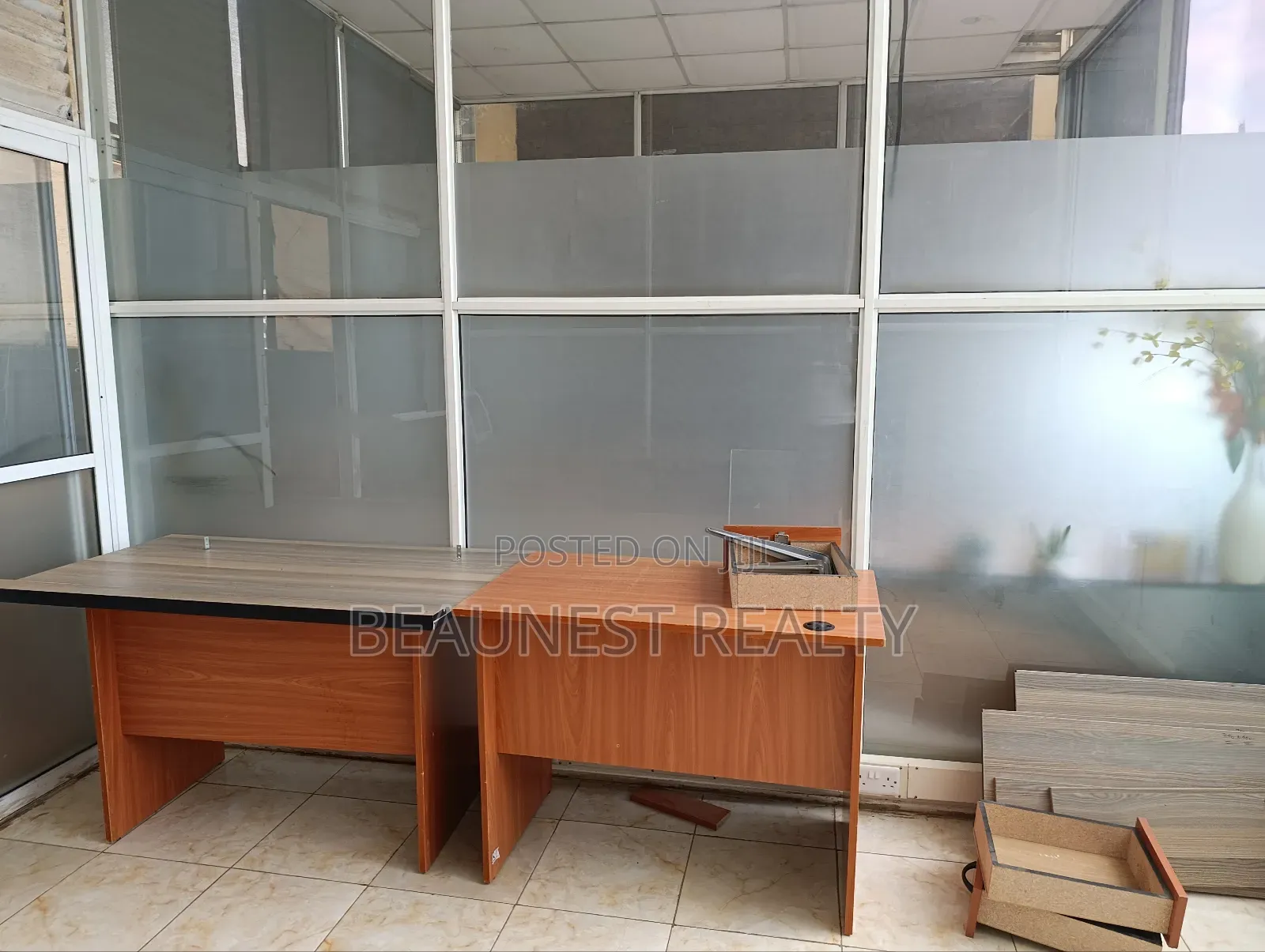 Office to Let