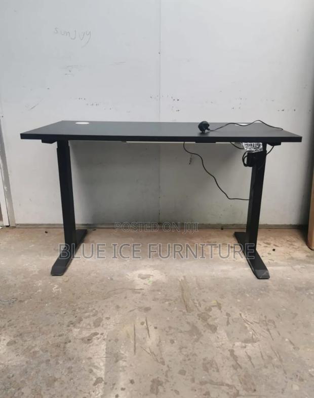 Black Electric 1.4m Table - main view