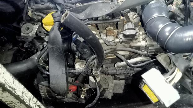 M9r Complete Engine Nissan T31 - thumbnail 2