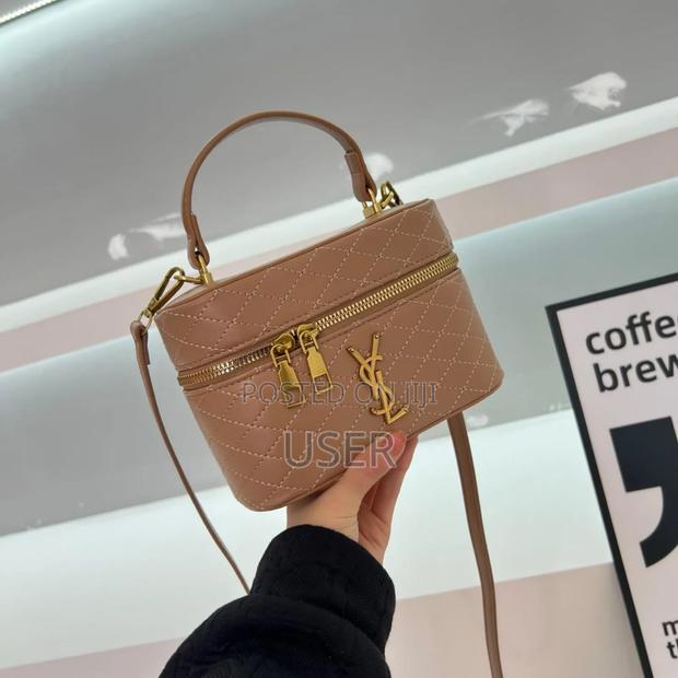 Ladies Handbags - thumbnail 2