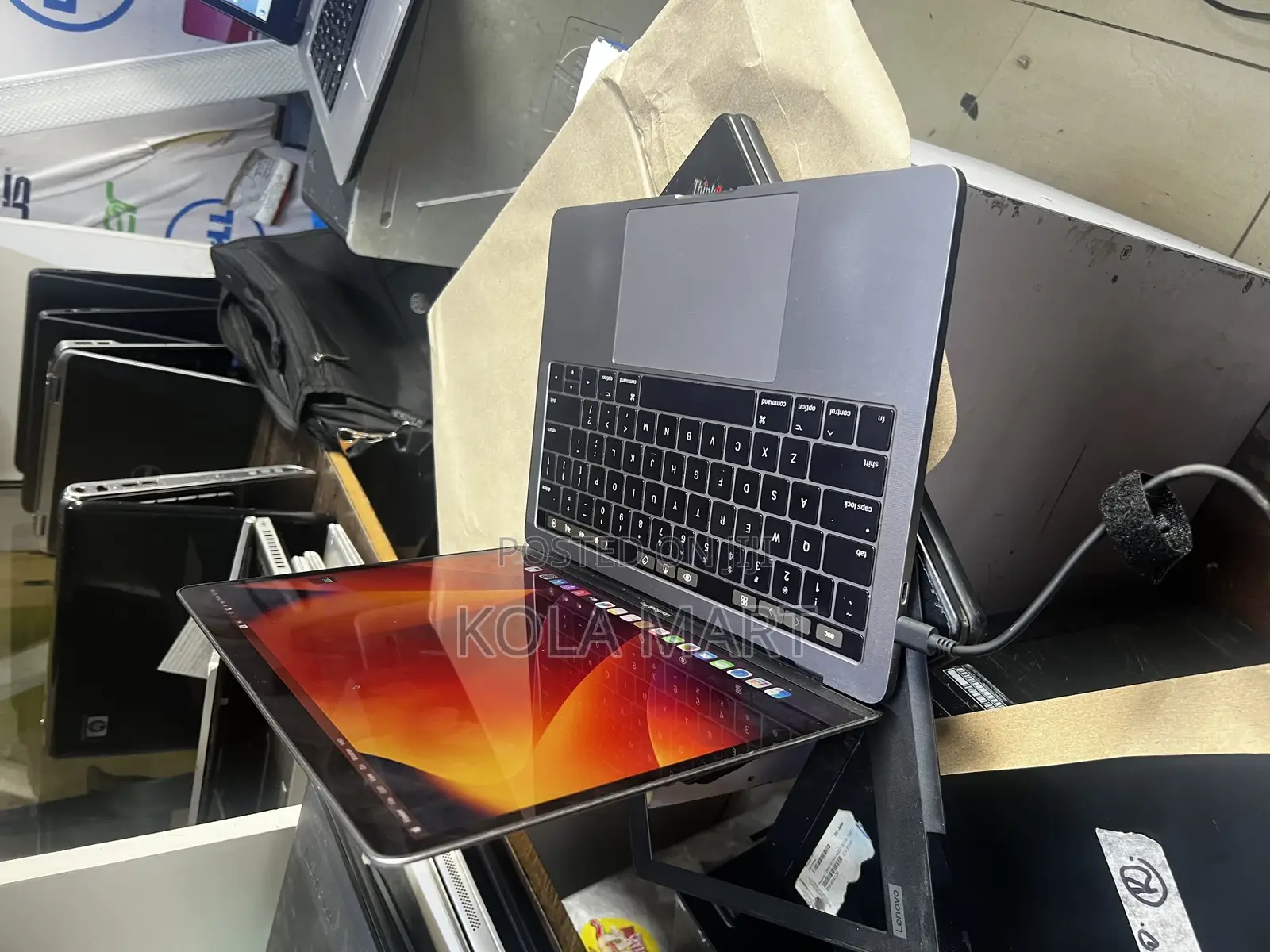 Laptop Apple MacBook Pro 2017 16GB Intel Core i7 SSD 256GB