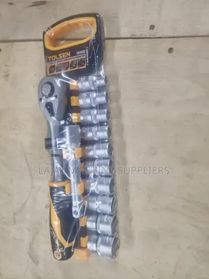 Tolsen Germany Ratchet Handle With Socket Set