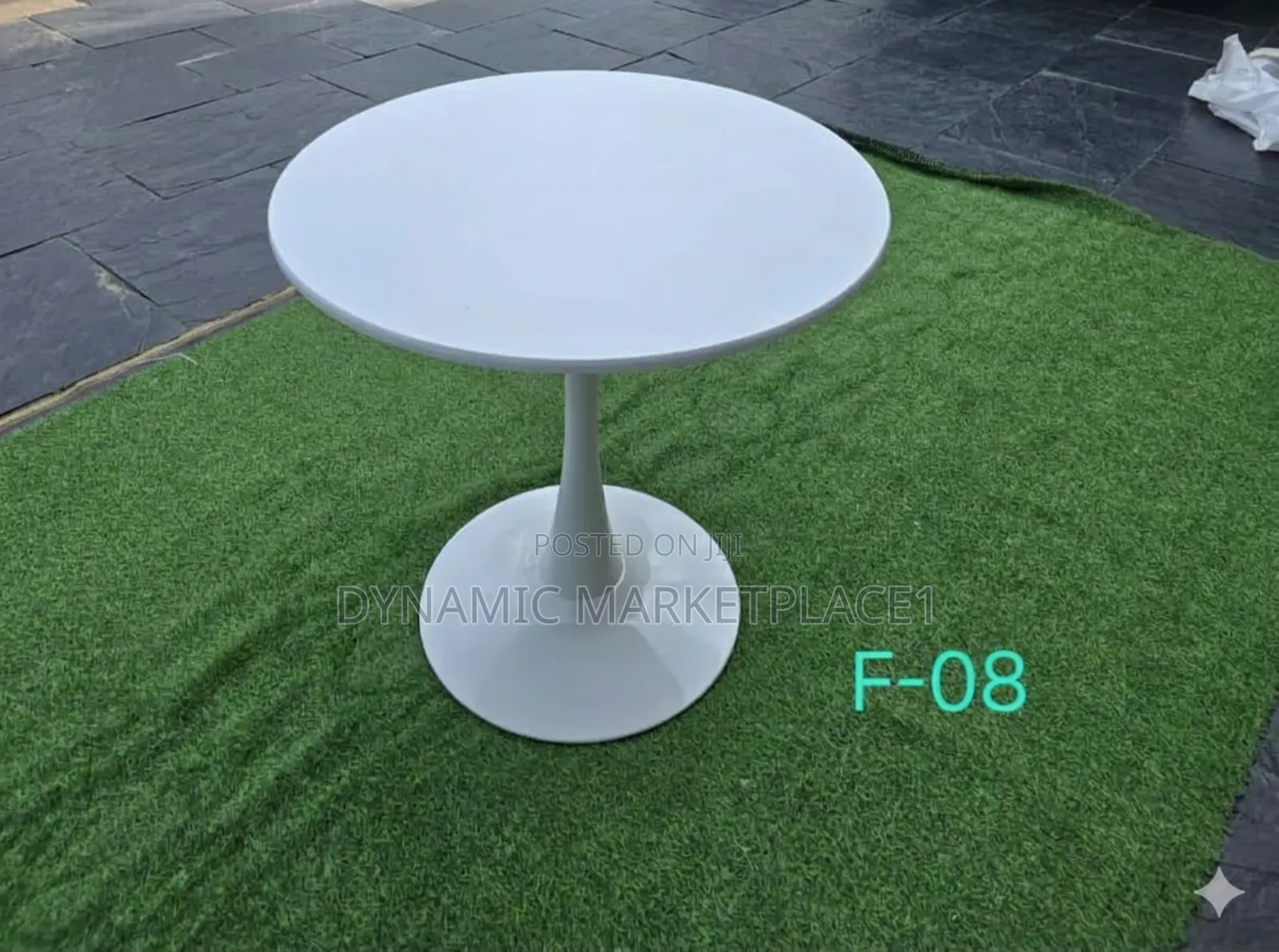 Circular Dinning Table