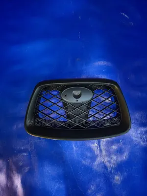 Center Grill Impreza N12