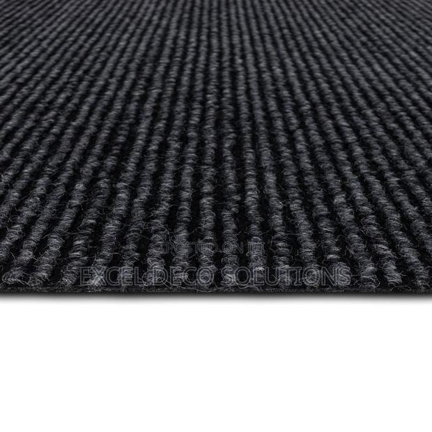 Plain Carpet Tiles for Corporate Offices – Modern Flooring Option