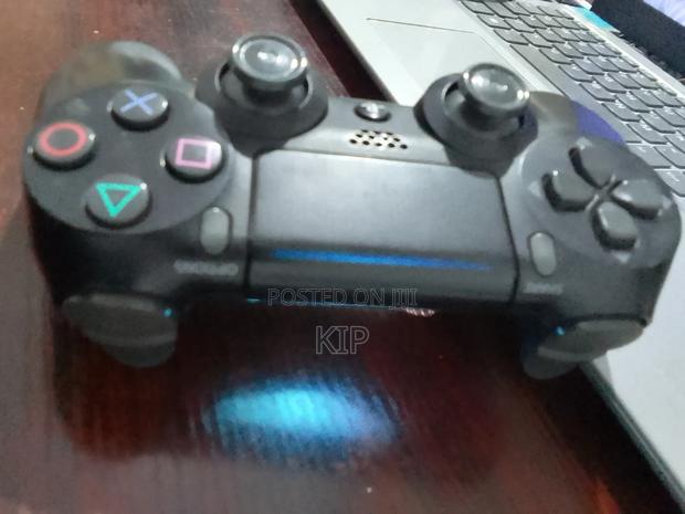 Ps4 Controller(Used Ps4 Pad) - thumbnail 4