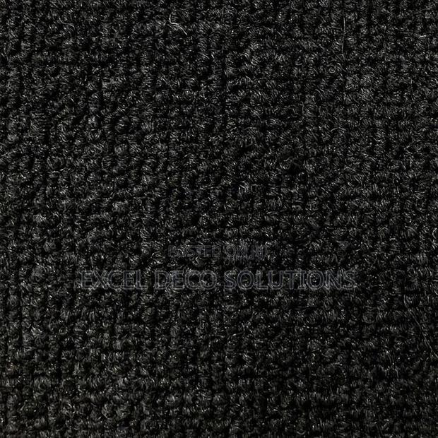 Plain Carpet Tiles – Best for Banks, Offices Institutions