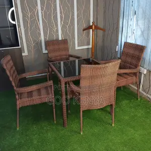 Outdoor Furniture;Modern Patio Dining Table And Chair Set For Backyard