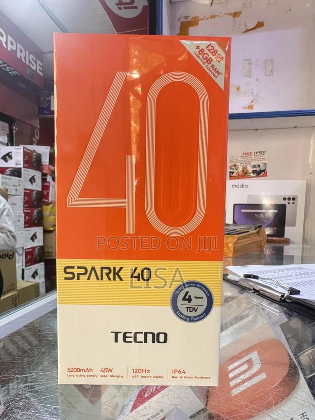 Tecno Spark 40 128 GB Blue