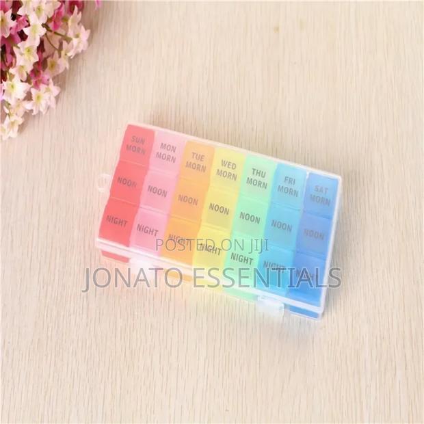 7 Day Weekly Pill Organizer Box 21 Slots Medicine Storage - thumbnail 2