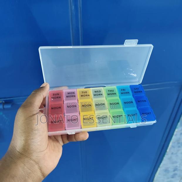 7 Day Weekly Pill Organizer Box 21 Slots Medicine Storage - main view
