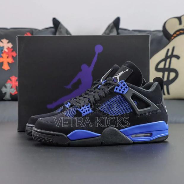Air Jordan 4 Thunder Blue Sneakers - thumbnail 2