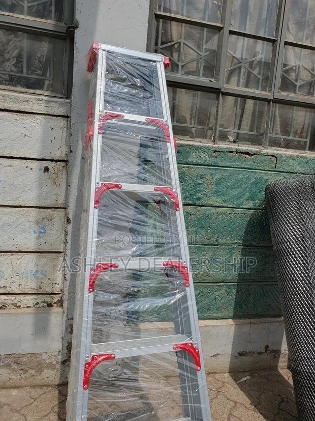 Multipurpose Aluminum Ladder - thumbnail 2