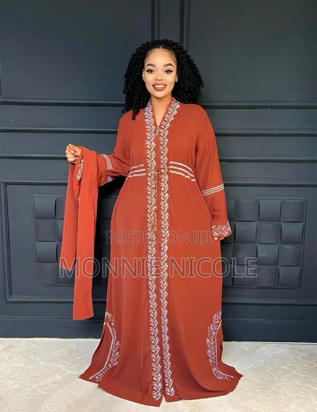 Classy Abayas for Muslim Women - thumbnail 2