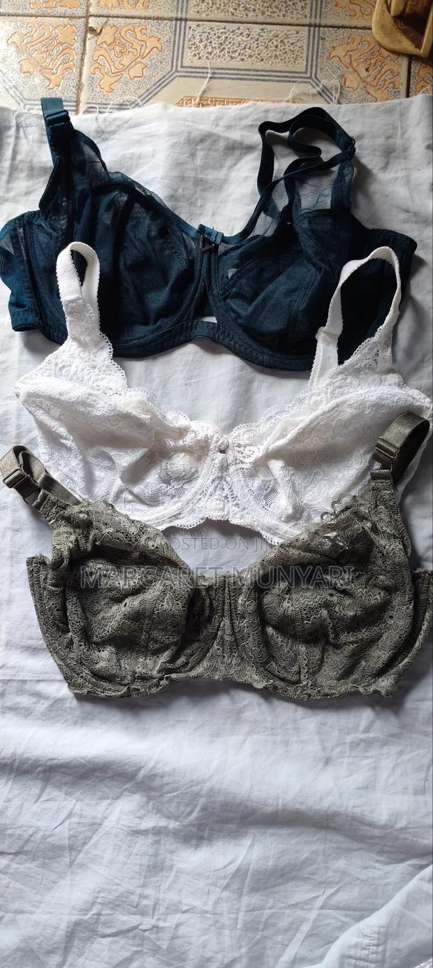 Lace Bras Underwire and Comfortable - thumbnail 2
