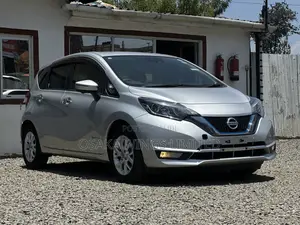 Nissan Note 1.2 Hybrid 2019 Silver